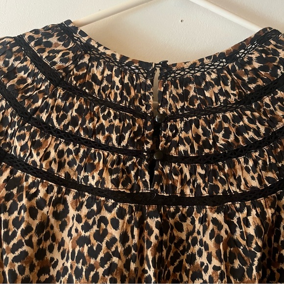 Old Navy Leopard Print Women's Top - Picture 6 of 7